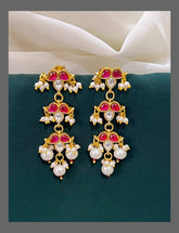 Ruby and White Stone with Pearl Earring in kundan - KE00251